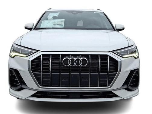 2025 Audi Q3 45 S line Premium