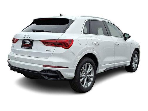 2025 Audi Q3 45 S line Premium