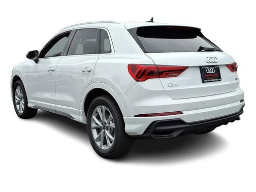 2025 Audi Q3 45 S line Premium