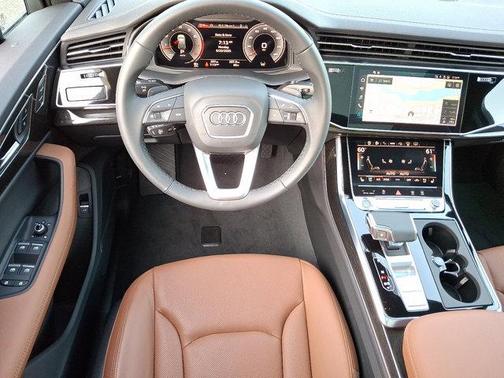 2024 Audi Q7 55 Prestige