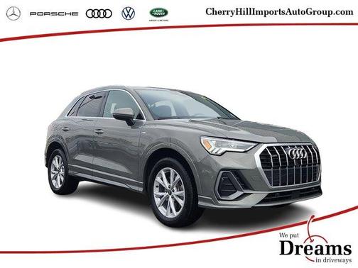 2023 Audi Q3 45 S line Premium