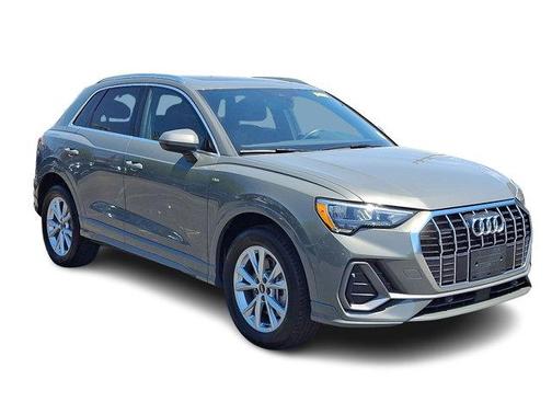 2022 Audi Q3 45 S line Premium