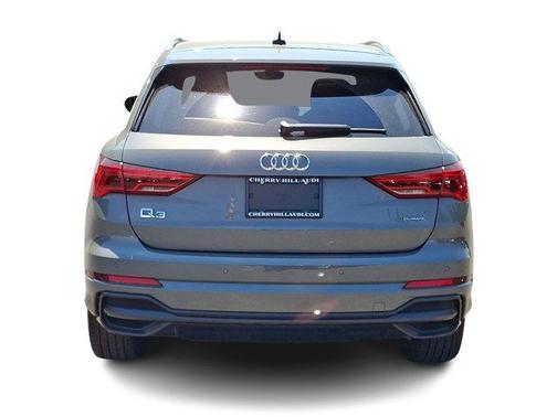 2022 Audi Q3 45 S line Premium
