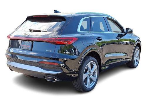 2025 Audi Q5 2.0T quattro Premium