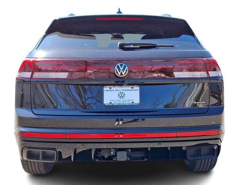 2025 Volkswagen Atlas Cross Sport 2.0T SEL R-Line Black