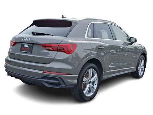 2024 Audi Q3 45 S line Premium