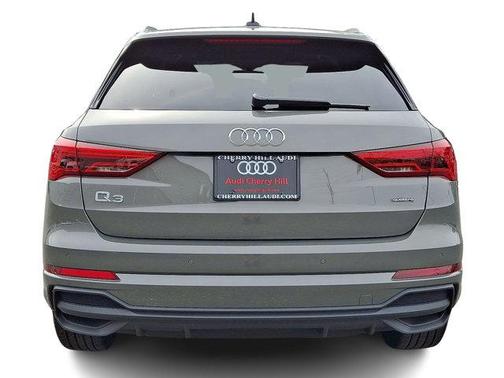 2024 Audi Q3 45 S line Premium