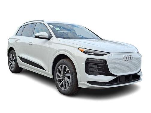 2025 Audi Q6 e-tron Premium