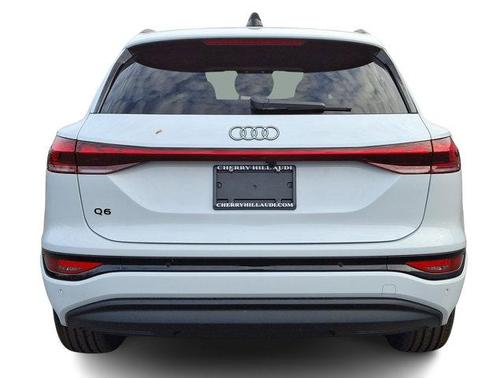 2025 Audi Q6 e-tron Premium