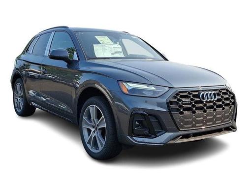 2025 Audi Q5 45 S line quattro Premium