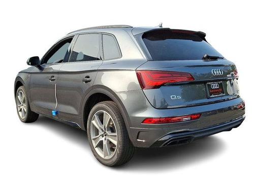 2025 Audi Q5 45 S line quattro Premium