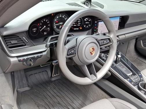 2023 Porsche 911 Carrera 4S