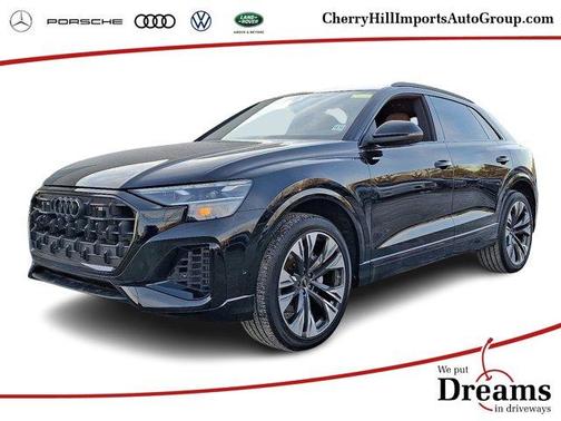 2025 Audi Q8 Premium