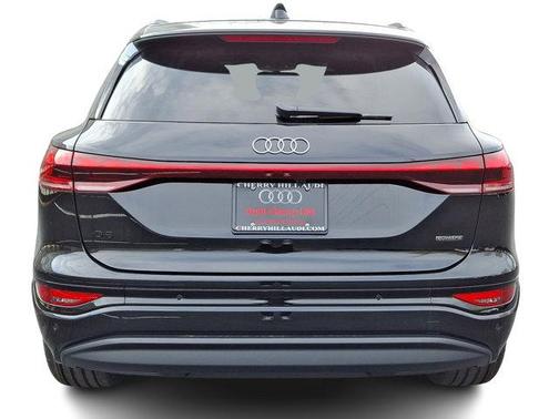2025 Audi Q6 e-tron Premium