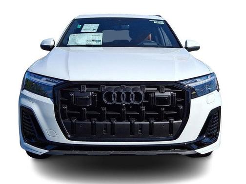 2025 Audi Q7 55 Prestige
