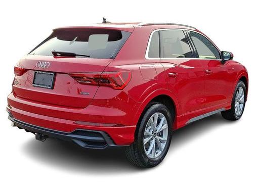 2022 Audi Q3 45 S line Premium