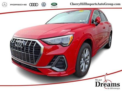 2022 Audi Q3 45 S line Premium