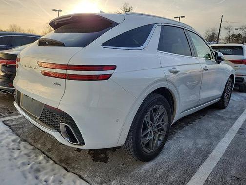 2023 Genesis GV70 2.5T