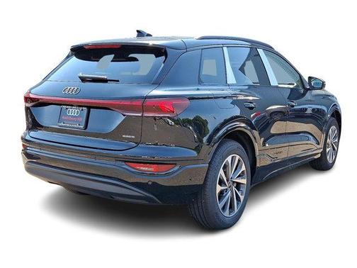 2025 Audi Q6 e-tron Premium