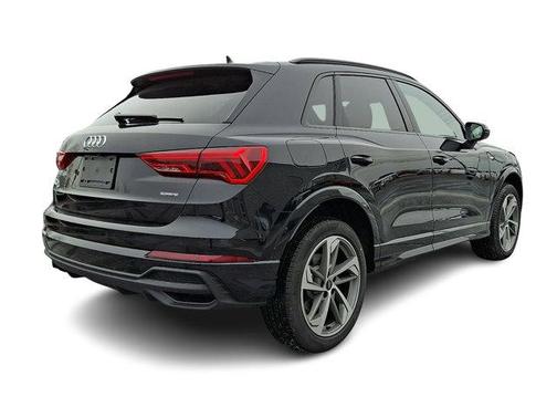 2025 Audi Q3 45 S line Premium