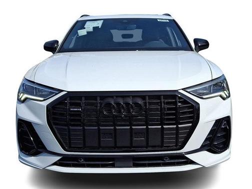 2025 Audi Q3 45 S line Premium