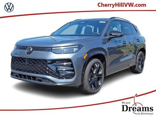 2025 Volkswagen Tiguan 2.0T SE R-Line Black