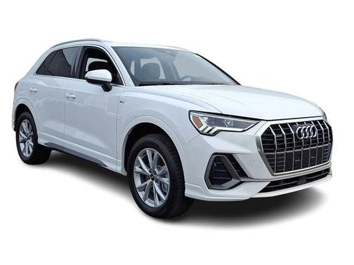 2022 Audi Q3 45 S line Premium Plus