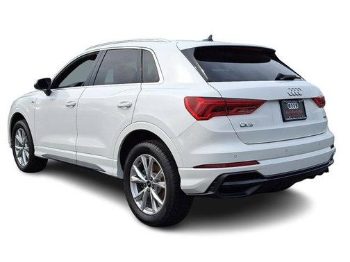 2022 Audi Q3 45 S line Premium Plus