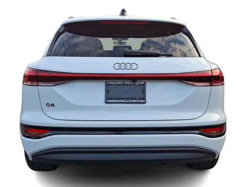 2025 Audi Q6 e-tron Premium