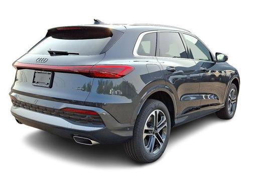2025 Audi Q5 2.0T quattro Premium