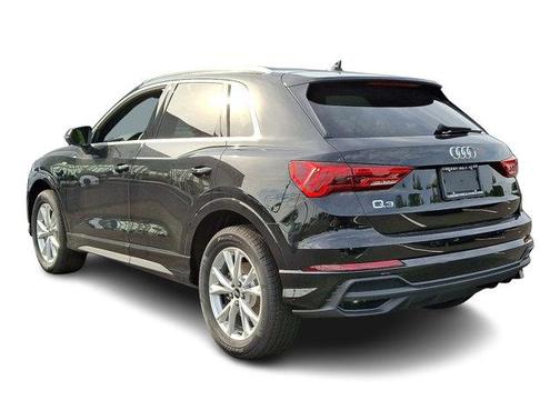 2025 Audi Q3 45 S line Premium