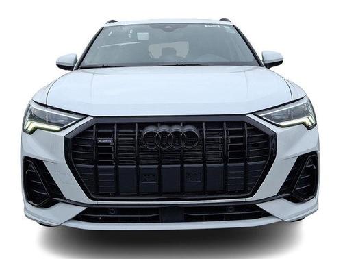 2025 Audi Q3 45 S line Premium