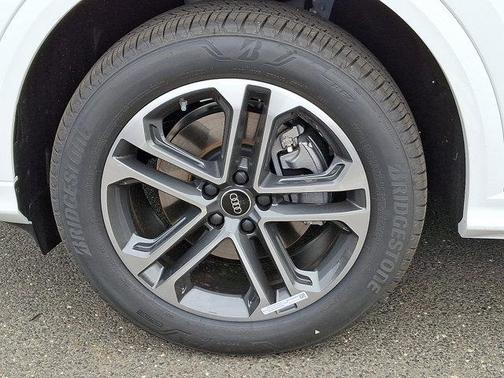 2025 Audi Q5 2.0T quattro Premium