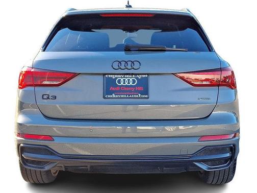 2022 Audi Q3 45 S line Premium