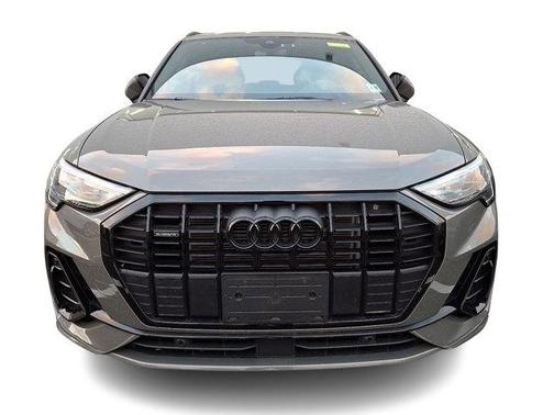 2022 Audi Q3 45 S line Premium