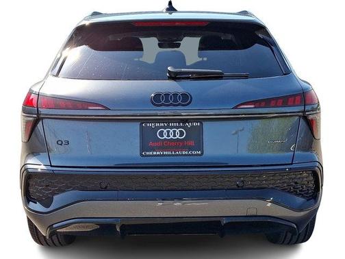 Daytona Gray Pearl 2026 Audi Q3 S line