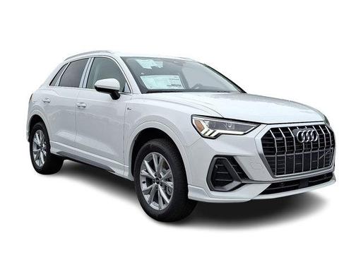 2025 Audi Q3 45 S line Premium
