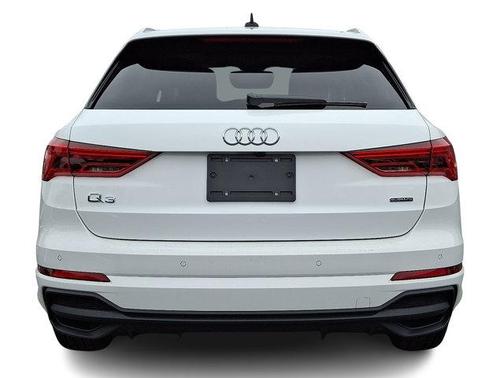 2025 Audi Q3 45 S line Premium