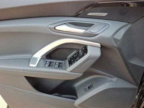2025 Audi Q5 2.0T quattro Premium
