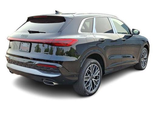 2025 Audi Q5 2.0T quattro Premium