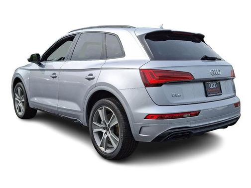 2025 Audi Q5 45 S line quattro Premium