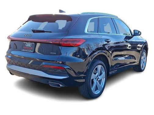 2025 Audi Q5 2.0T quattro Premium