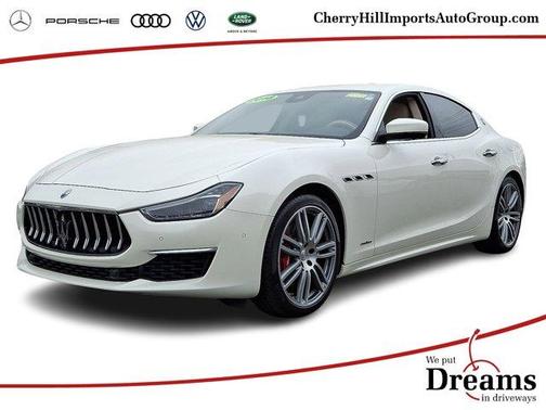 2018 Maserati Ghibli GranLusso