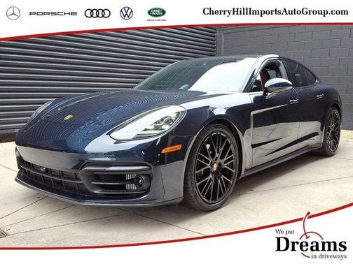 2023 Porsche Panamera 4 Platinum Edition
