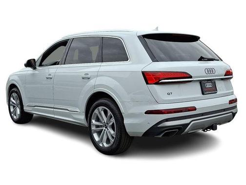 2025 Audi Q7 55 Premium Plus