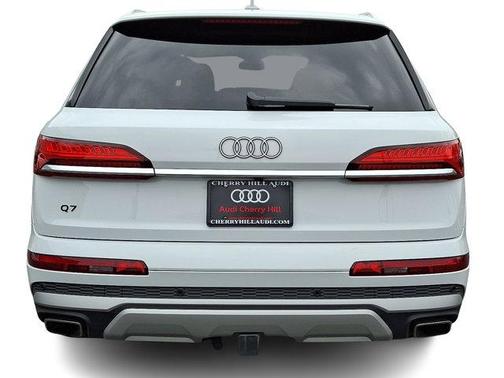 2025 Audi Q7 55 Premium Plus