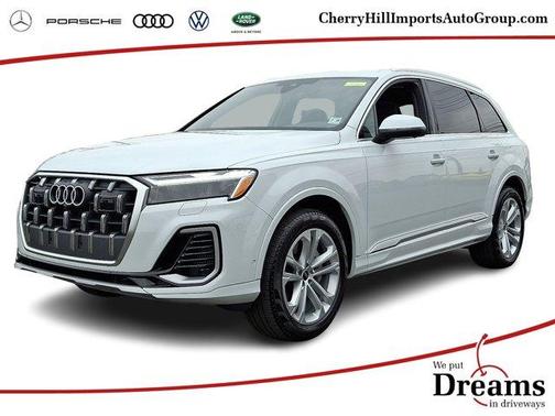 2025 Audi Q7 55 Premium Plus