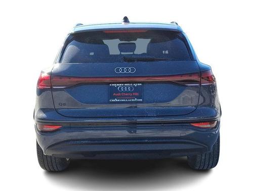 2025 Audi Q6 e-tron Premium