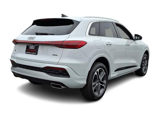 2025 Audi Q5 2.0T quattro Premium