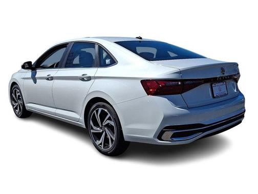 Opal White Pearl 2026 Volkswagen Jetta 1.5T SEL